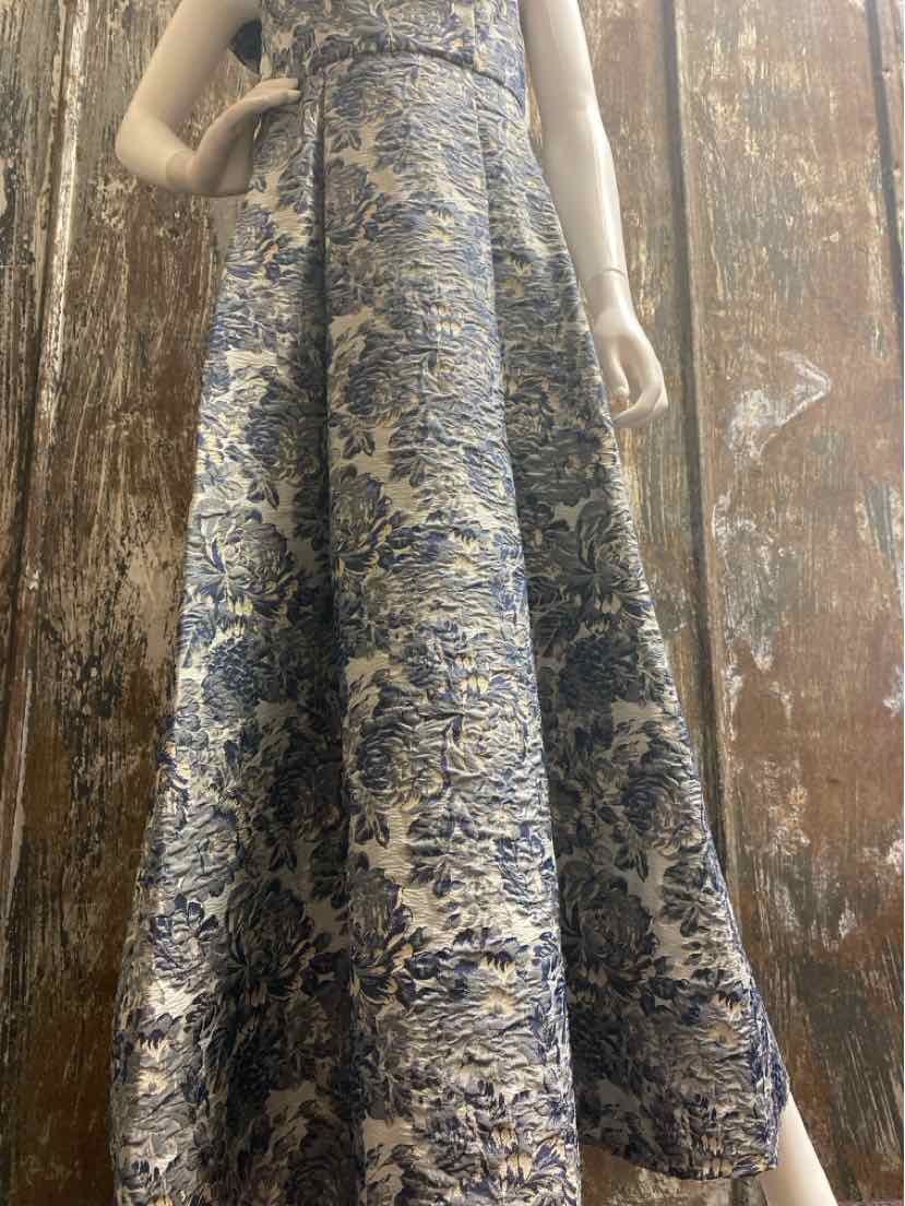 Alex Evenings Size 6 (Small) Blue Floral Evening Dress