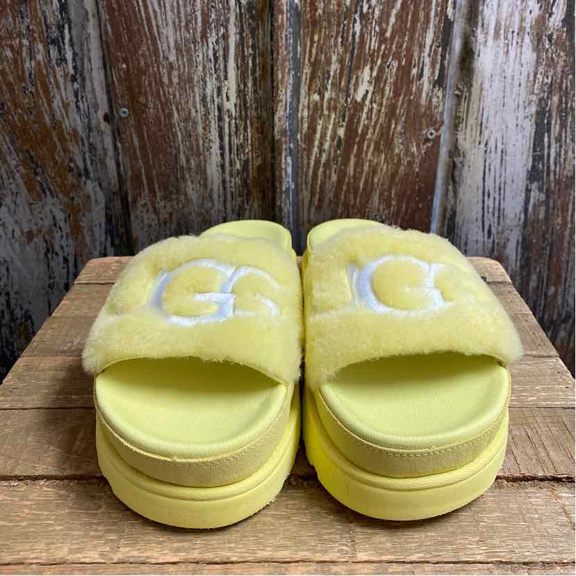 UGG 8 Yellow Shoes