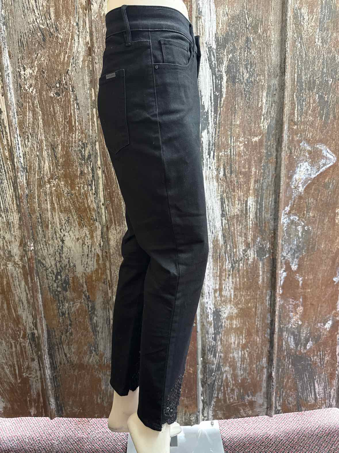 White House Black Market Size 6 Black Crop Jeans