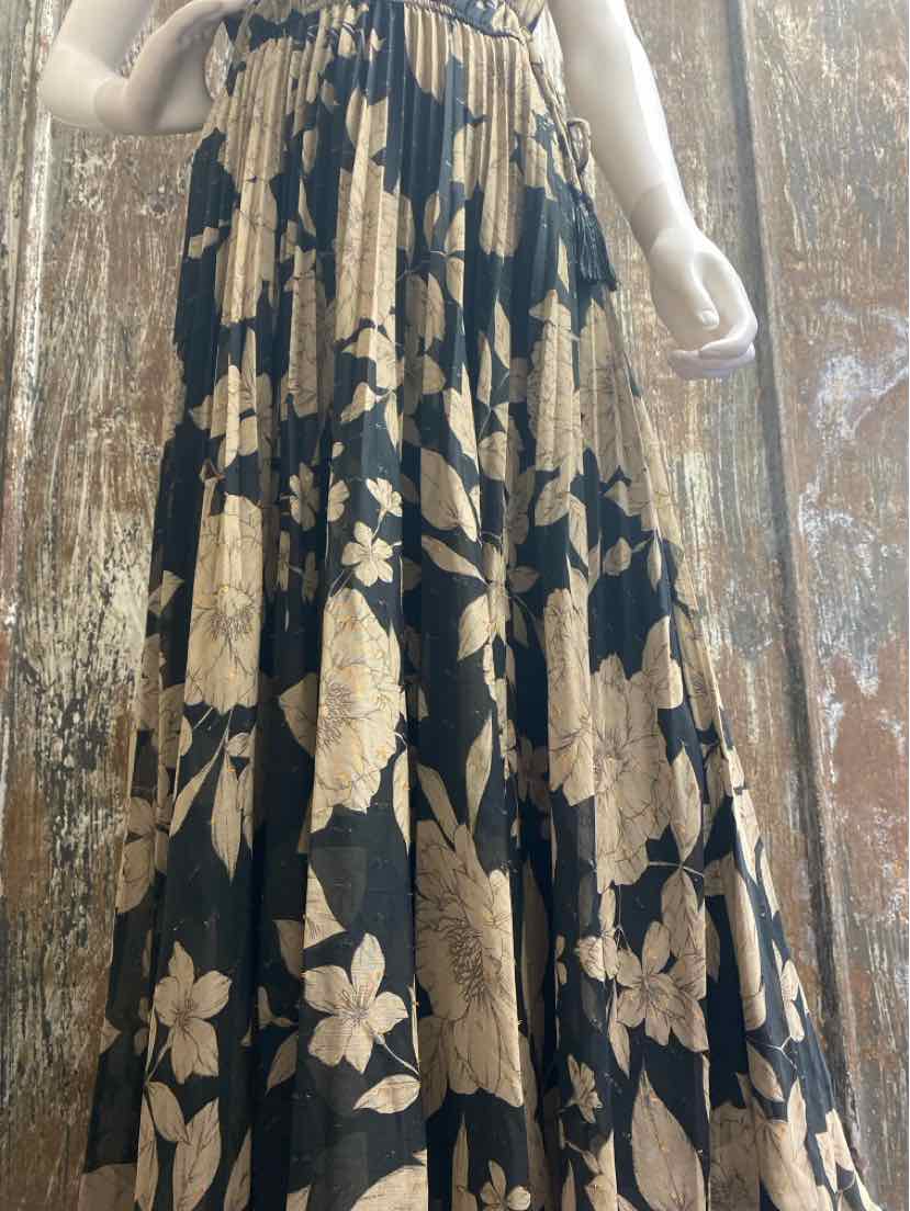taylor Size 10 (Medium) Brown Print Dress
