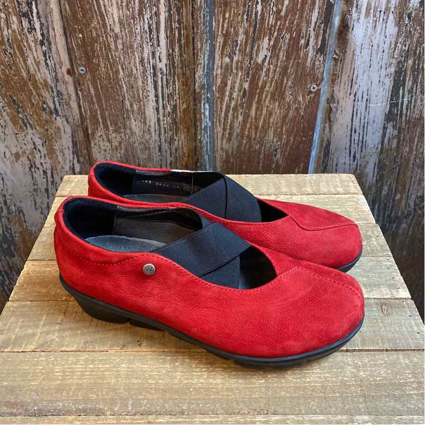 Wolky 7.5 Red Shoes