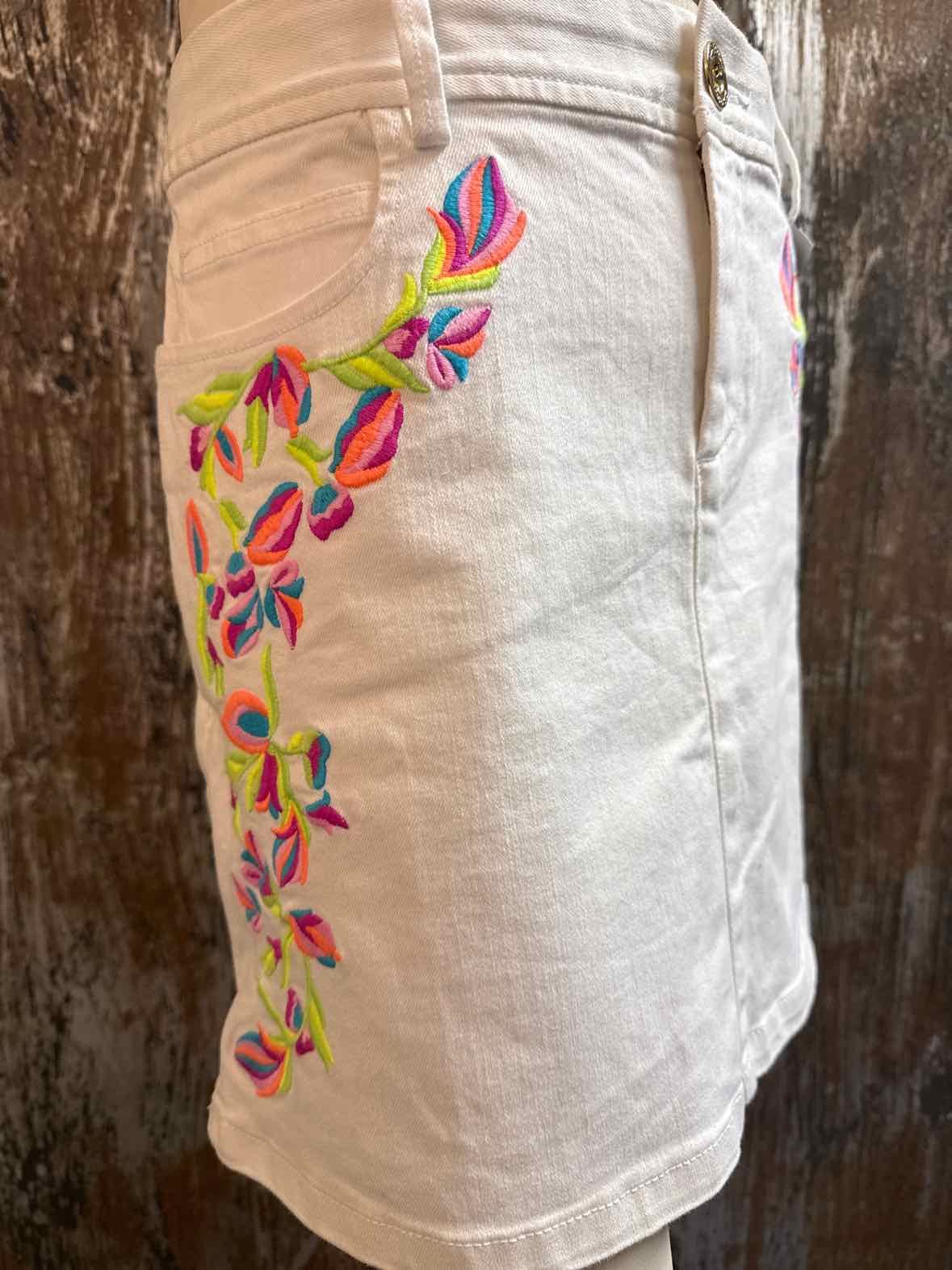 Lilly Pulitzer Size 6 White Skirt