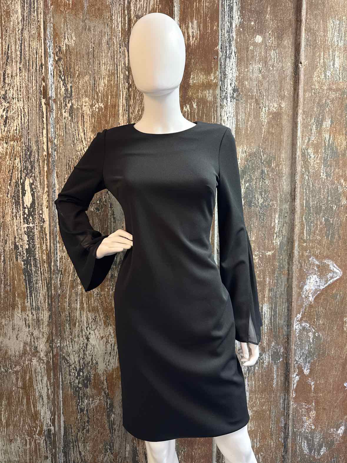 Calvin Klein Size 8 (Medium) Black Dress