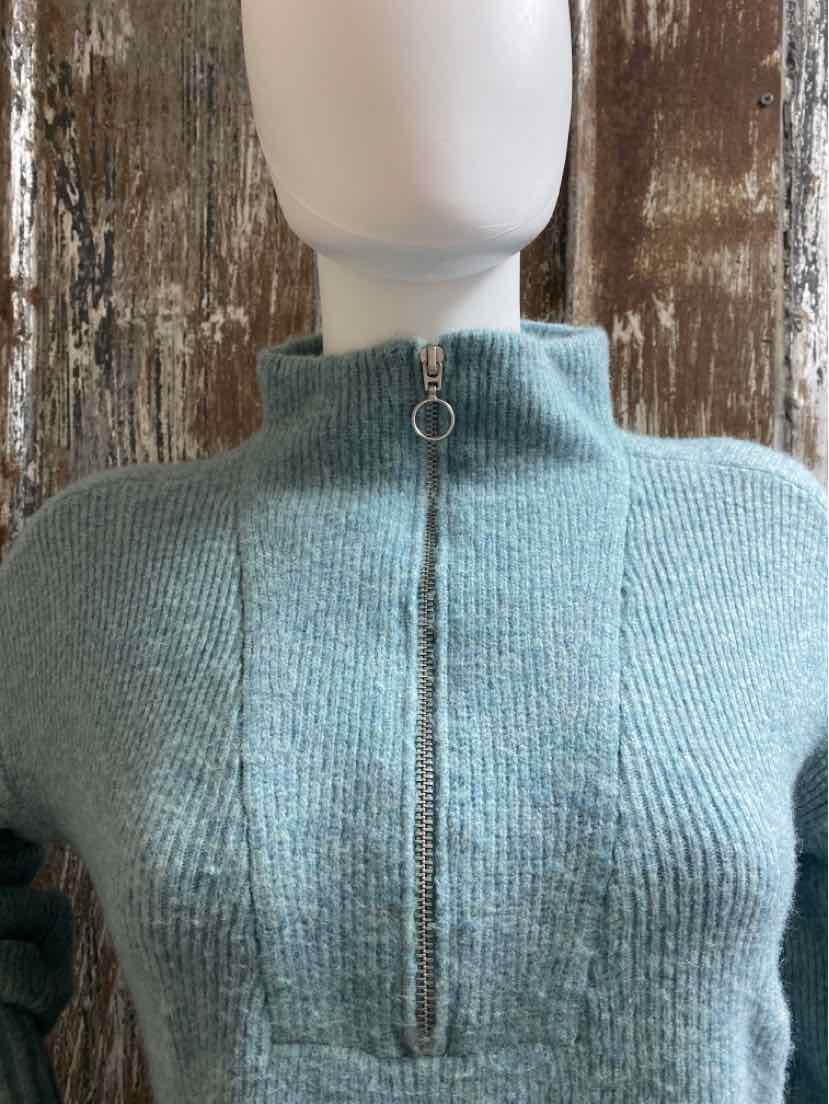 Lou and Grey Size extra small Blue Sweater