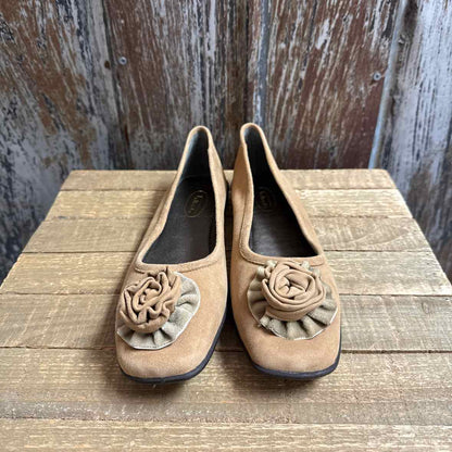 Talbots 7.5 Tan Shoes