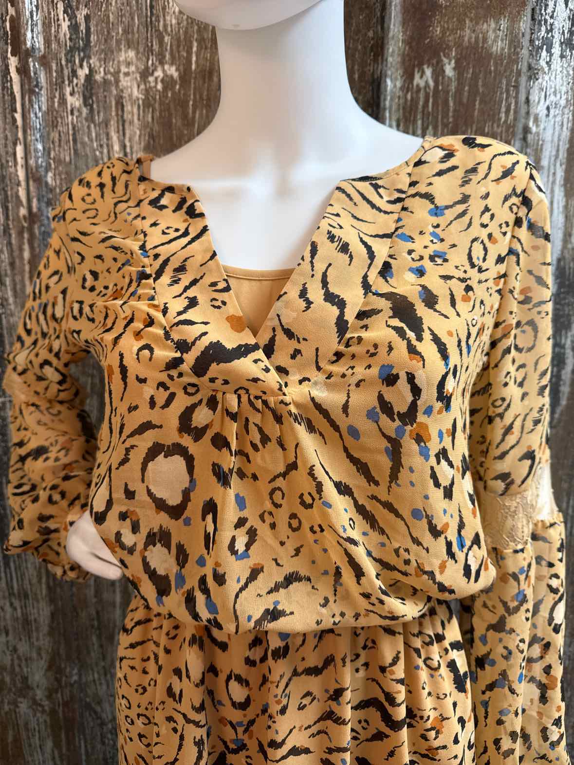 White House Black Market Size 8 (Medium) Yellow Print Dress