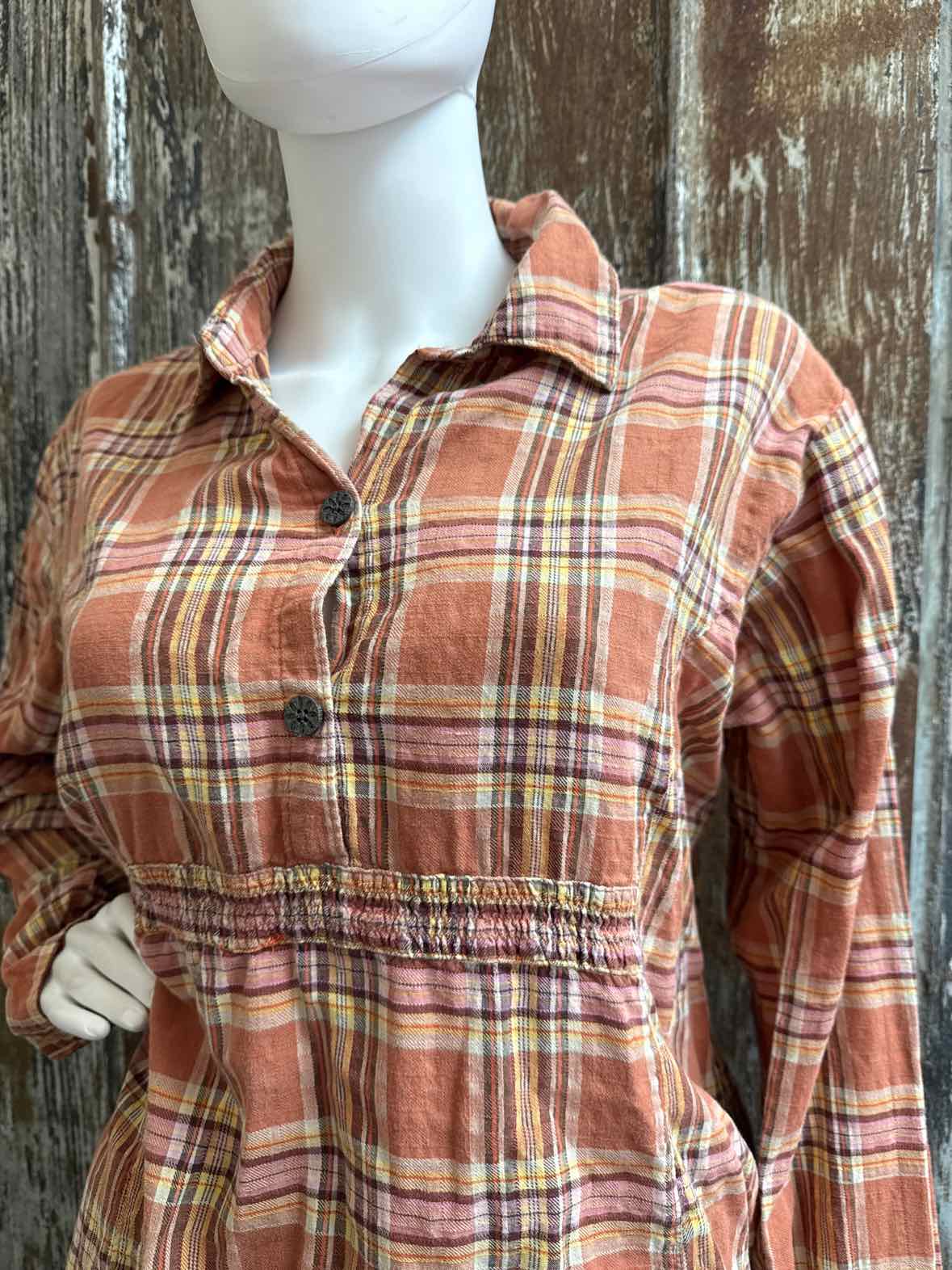 Woolrich Size Extra Large Orange Plaid tops