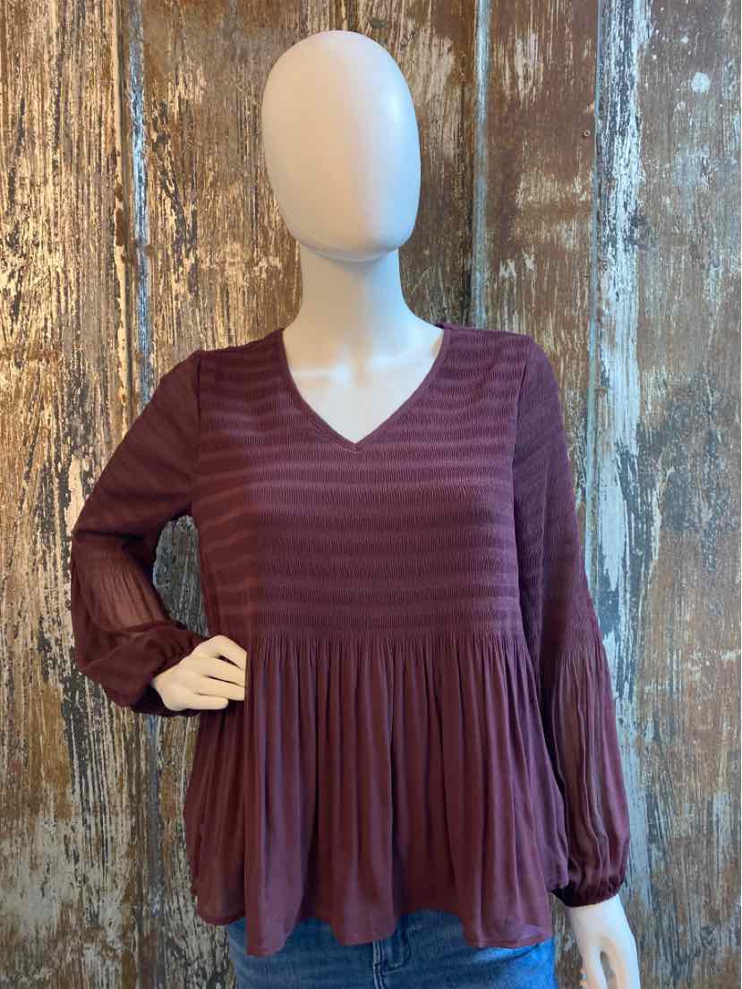 Chico's Size small Burgundy tops