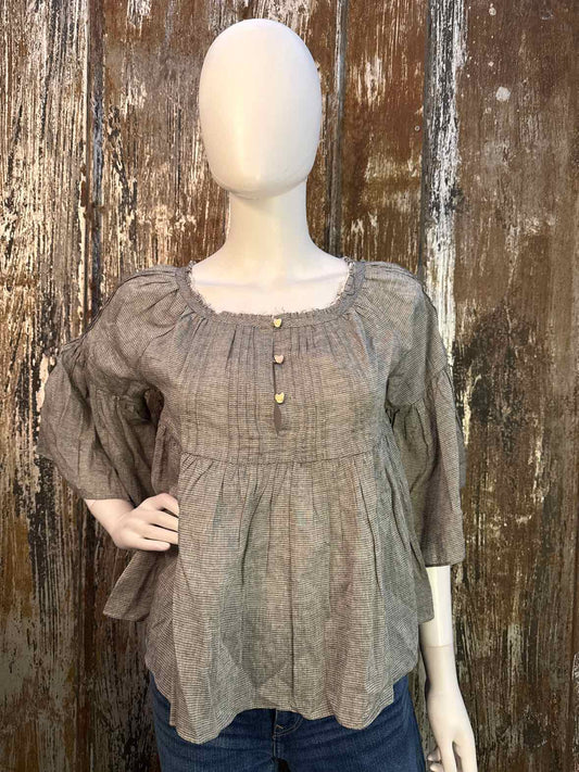 eri + ali Size extra small blue stripe tops