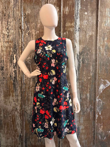 Tommy Hilfiger Size 4 (Small) Navy Floral Dress