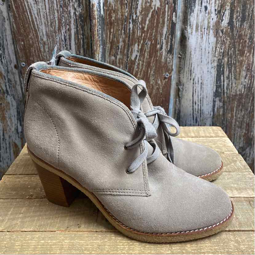 Coach 7.5 Taupe Shoes