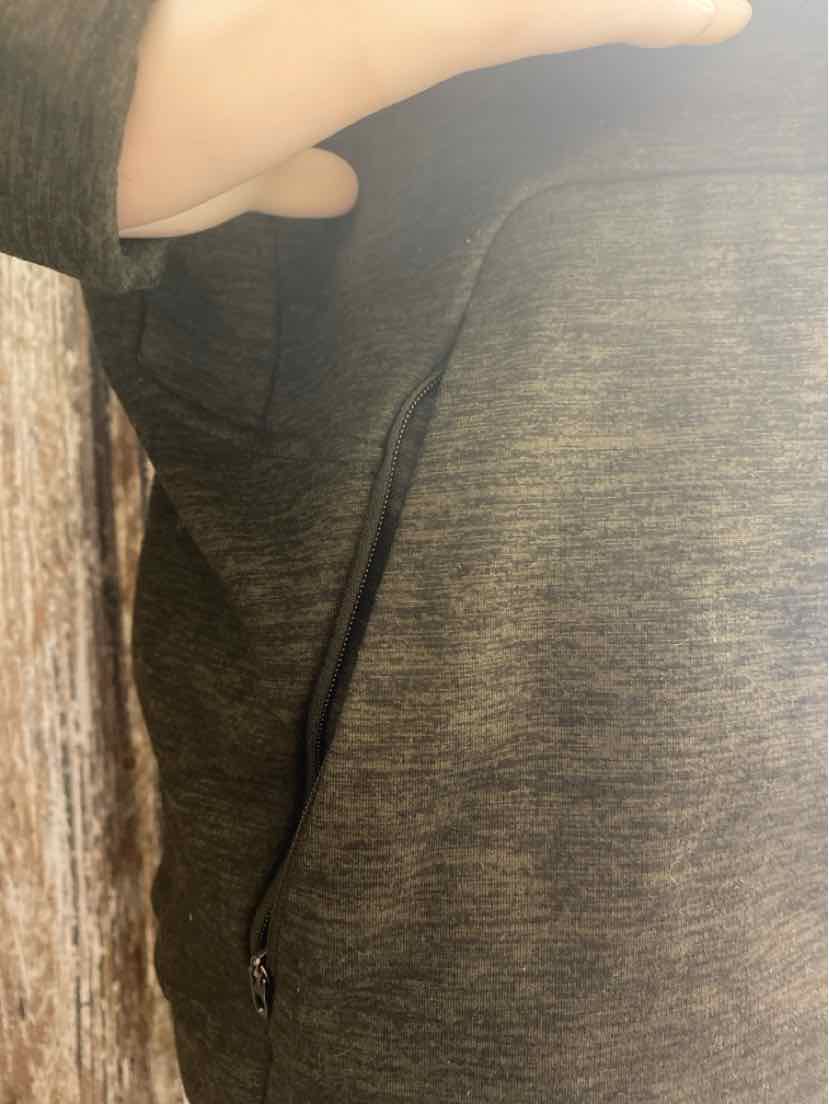 lululemon Size Large dark green Sweatshirt