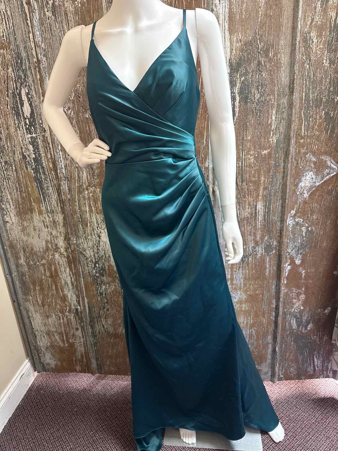 Galina Signature Size 8 Green Evening Dress