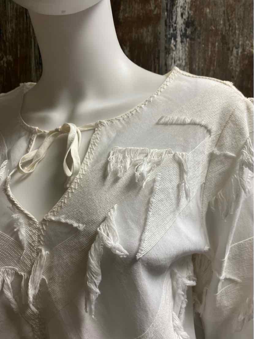 Tru Luxe Size Medium White tops