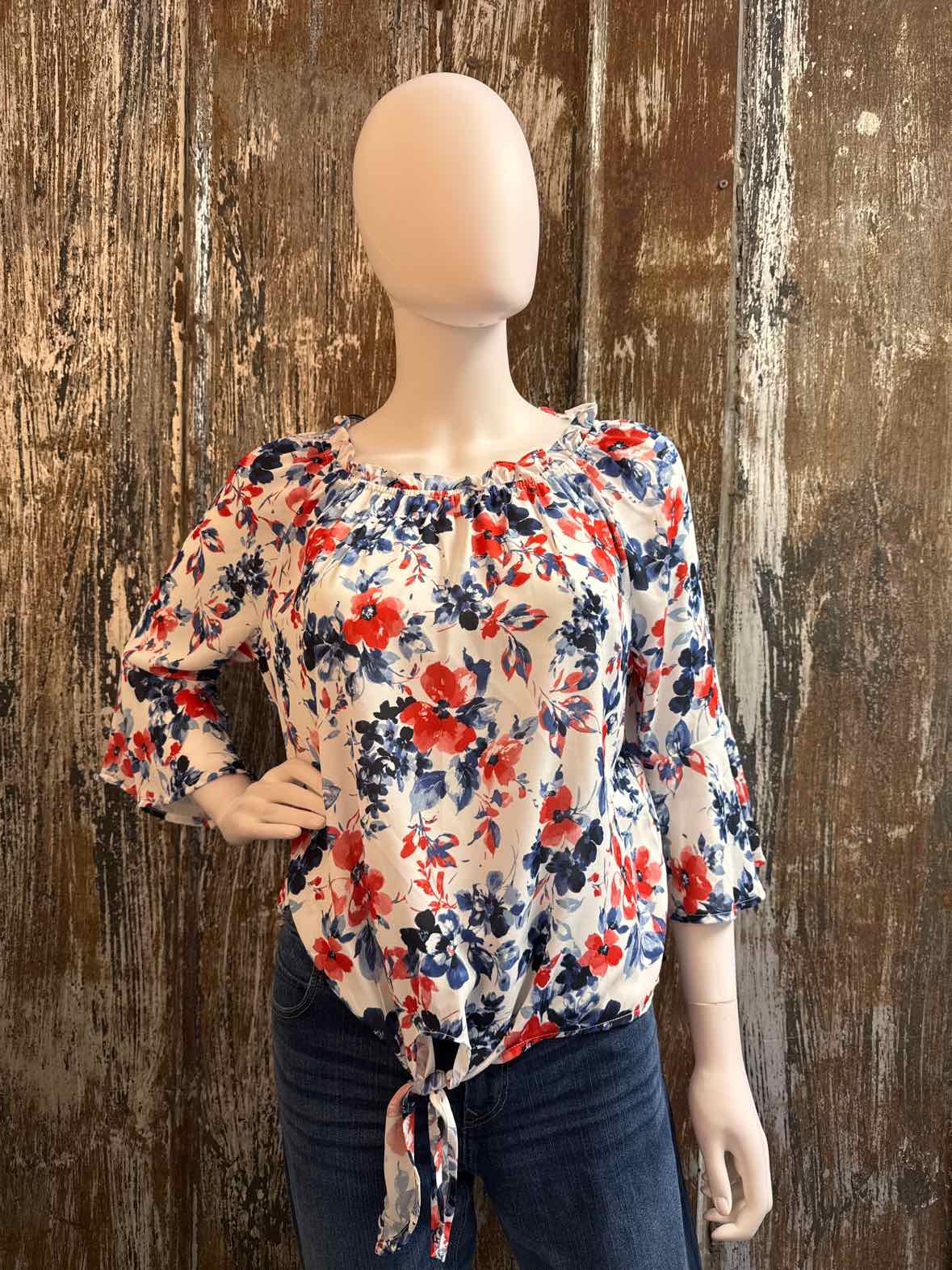Emaline Size Medium Petite Blue & Red Floral tops