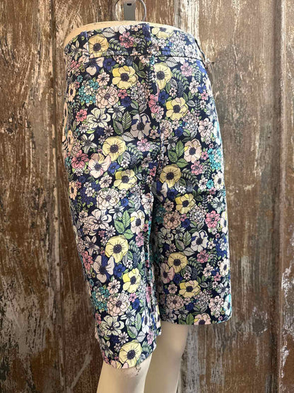 Talbots Size 6 Blue Floral Shorts