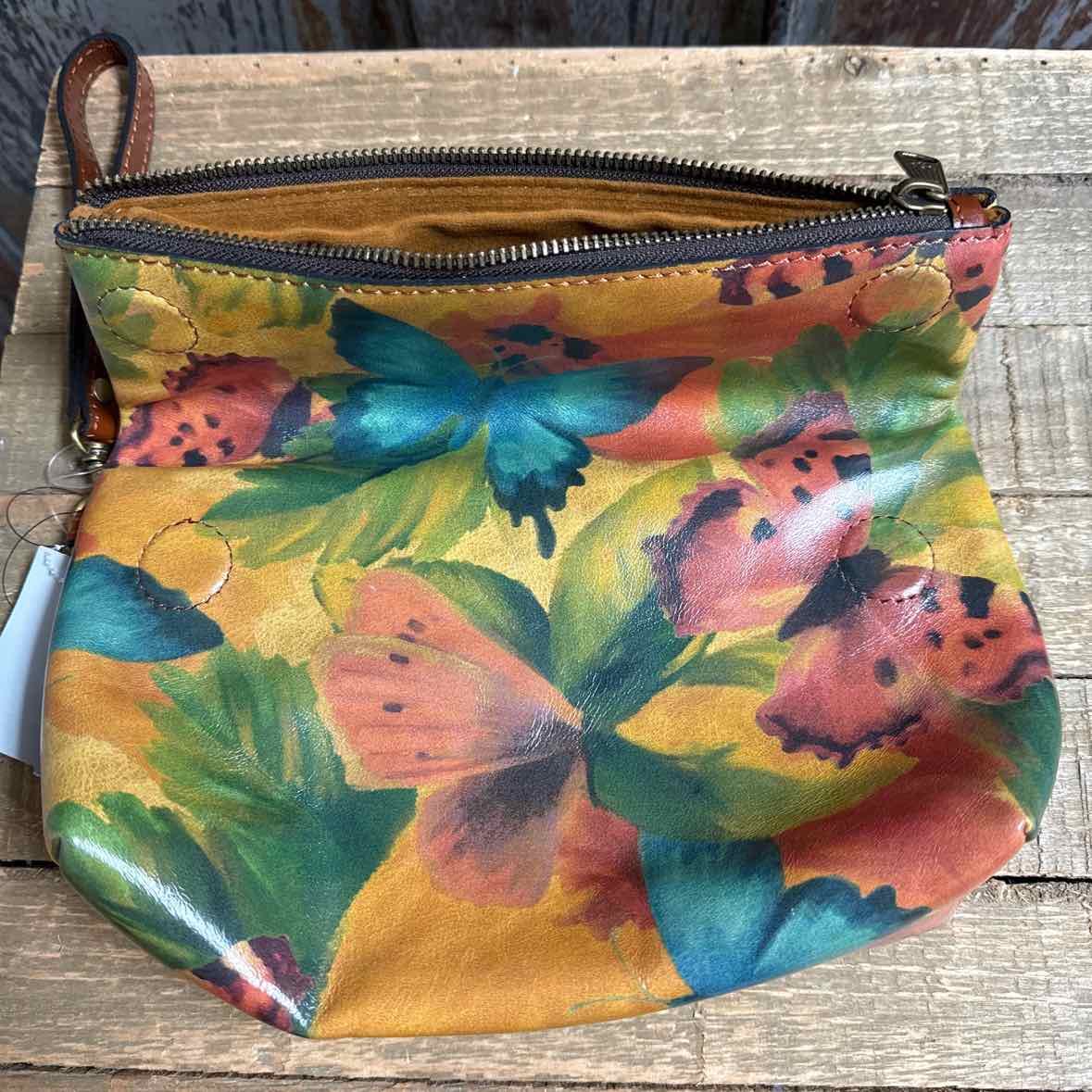 Patricia Nash Wristlet