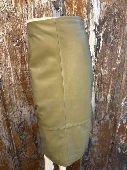 Bod & Christensen Size 8 Green Leather Skirt