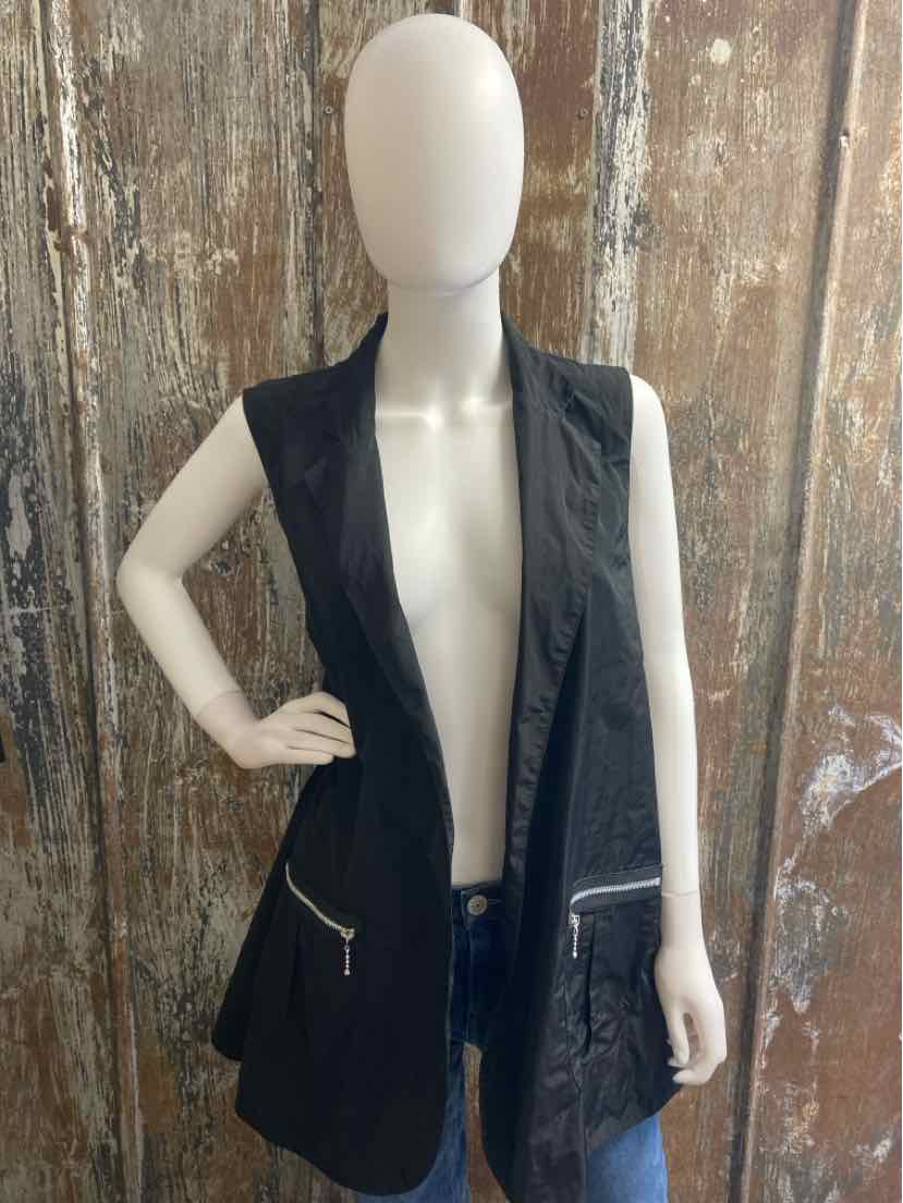 Sun Kim Size Medium Black Vest