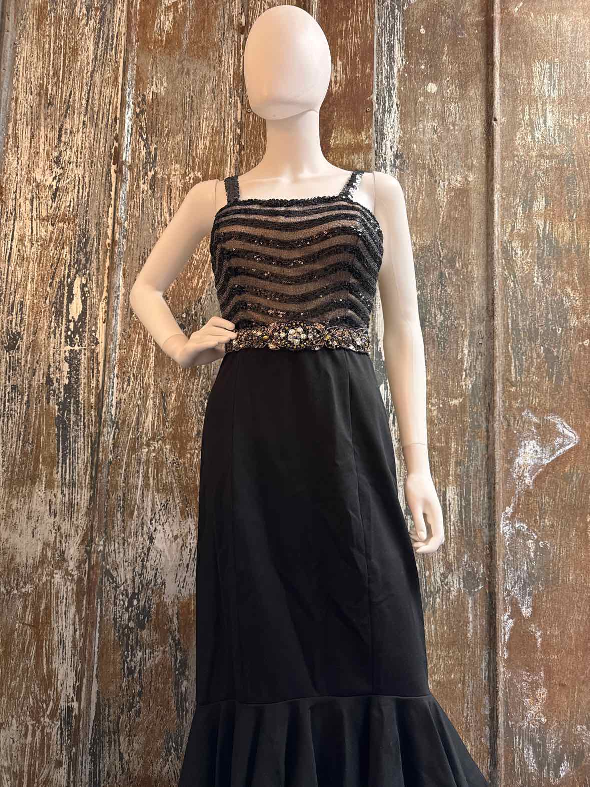 Terani Size Small (4/6) Black Dress