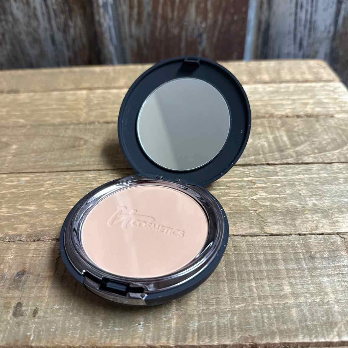 it Cosmetics Foundation