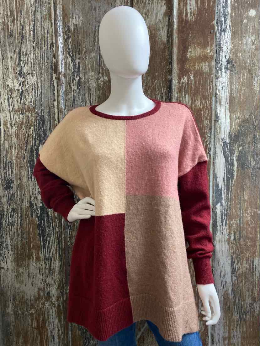 DG2 Size Large Red/Tan/Pink Sweater