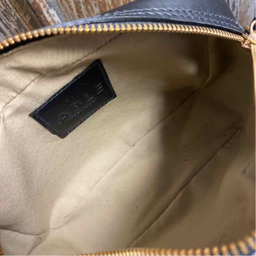 Able Purse
