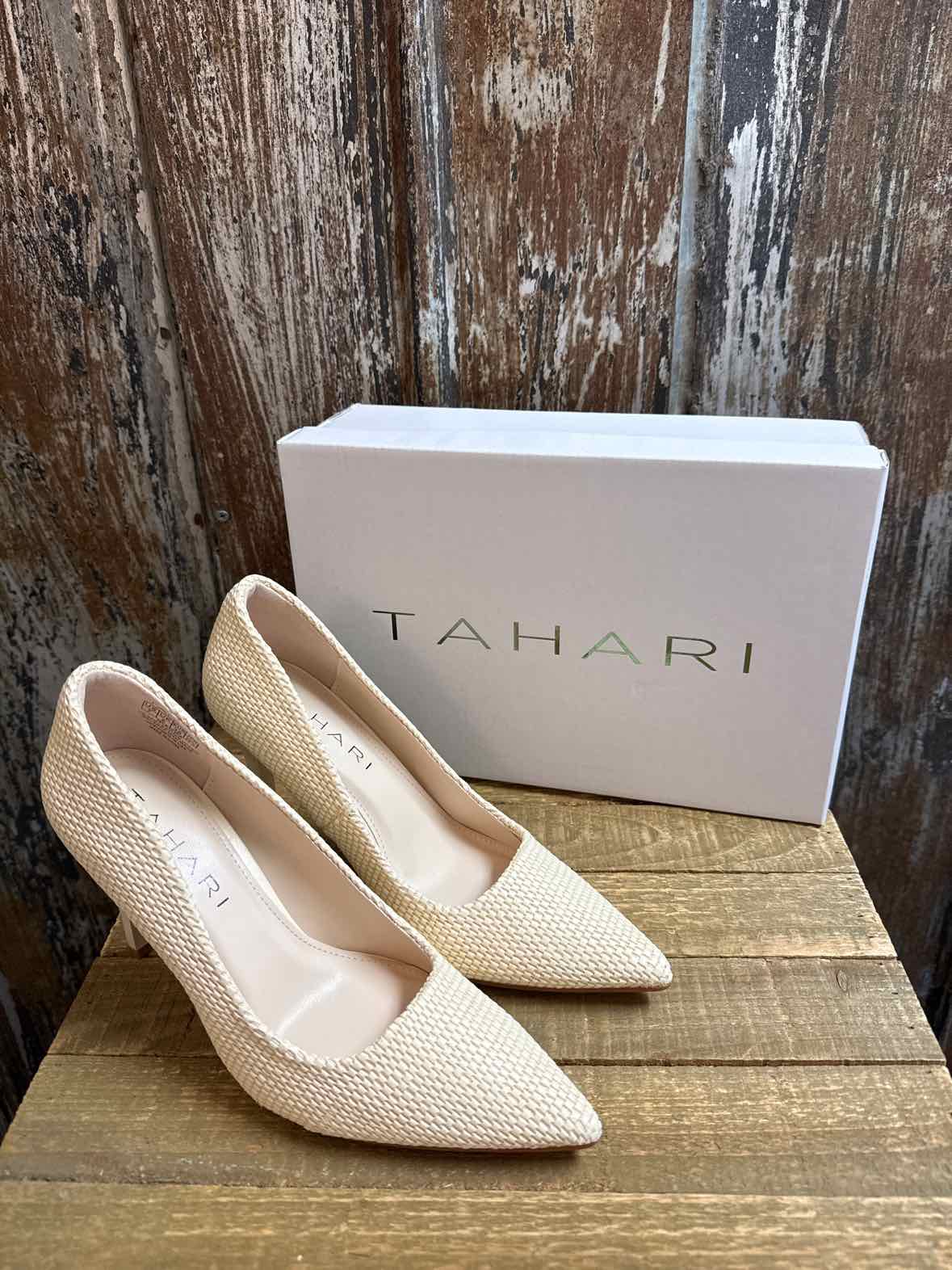Tahari 7 Ivory Shoes