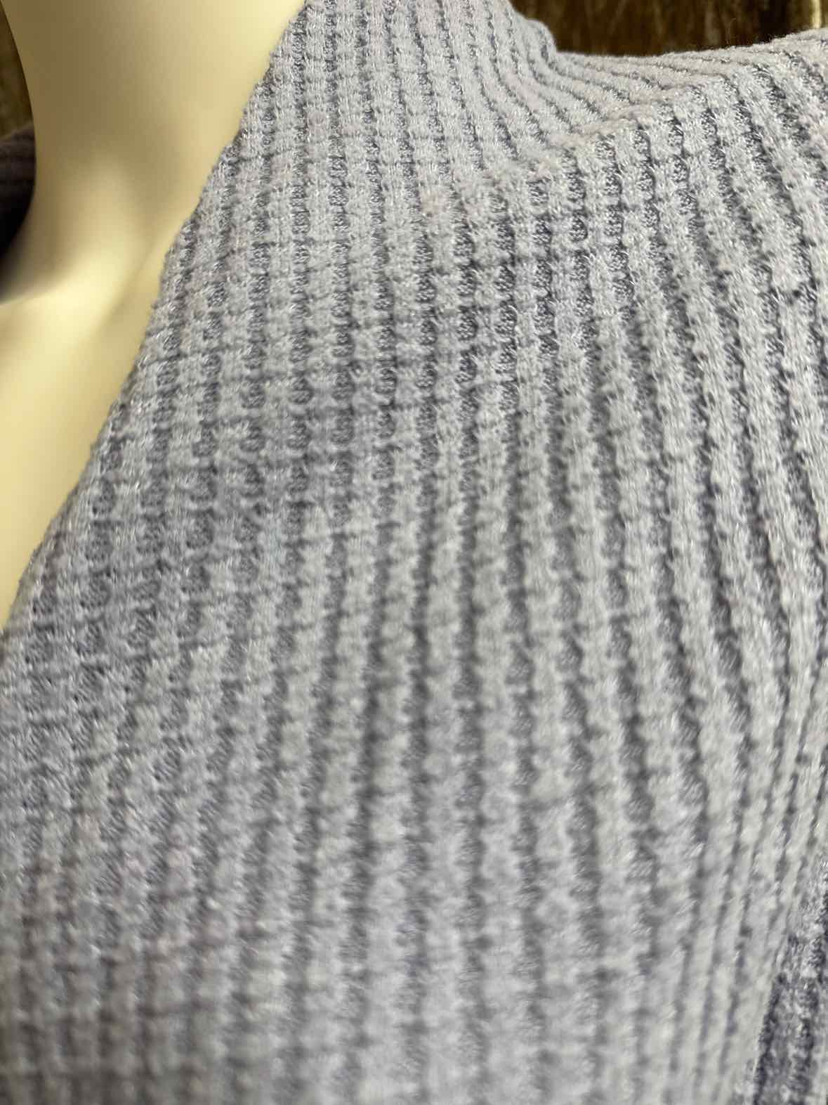 Akemi + Kin (Anthropologie) Size Medium Blue tops