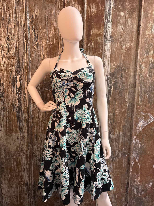 White House Black Market Size 12 (Large) Blue Floral Dress