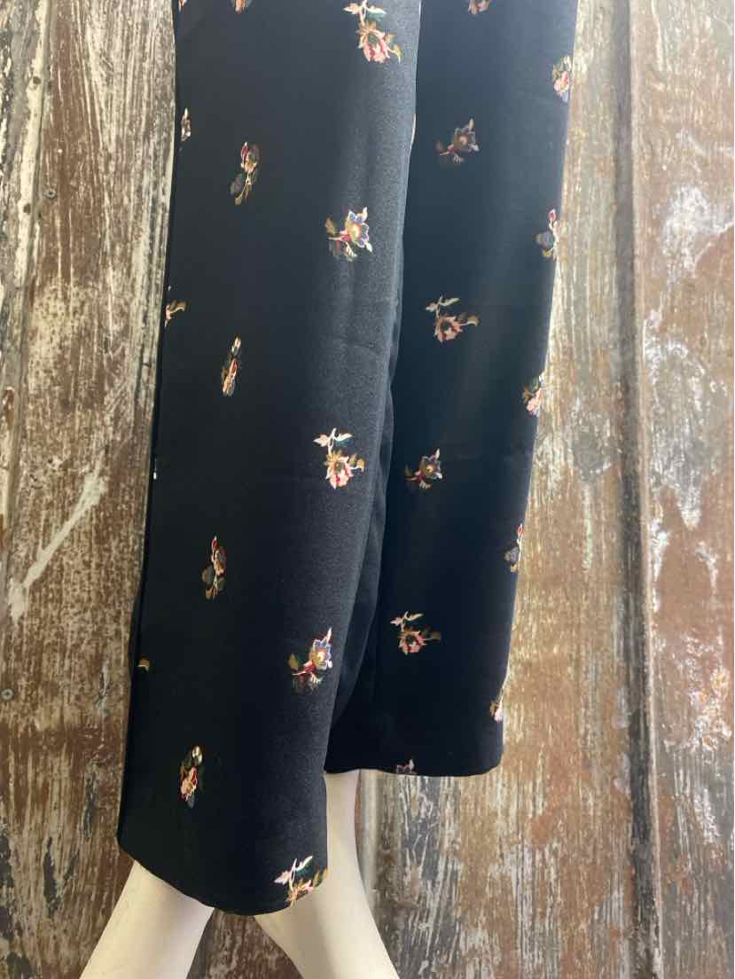 Ann Taylor Size Small (4/6) Black Floral Pants