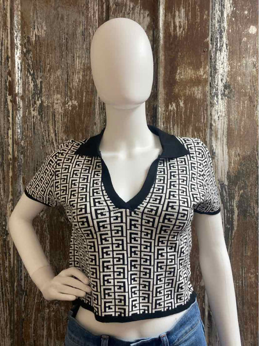 Debut Size Large Black Print tops
