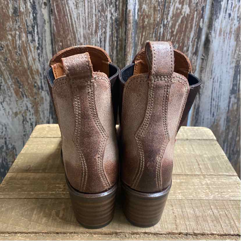 Frye 8 Brown Boots