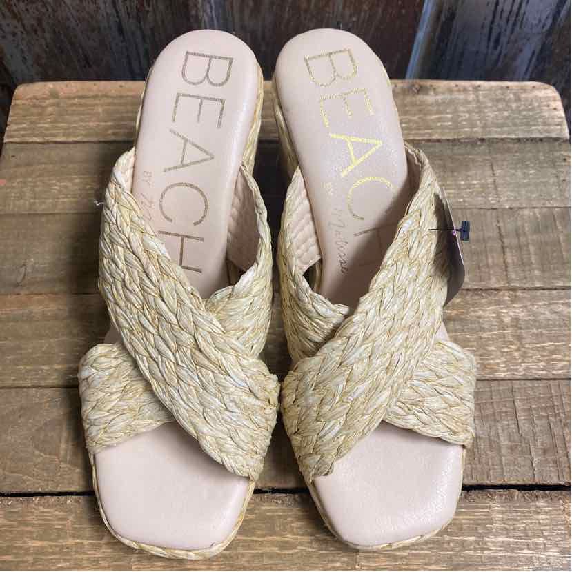Beach by Matisse 8 Tan Shoes
