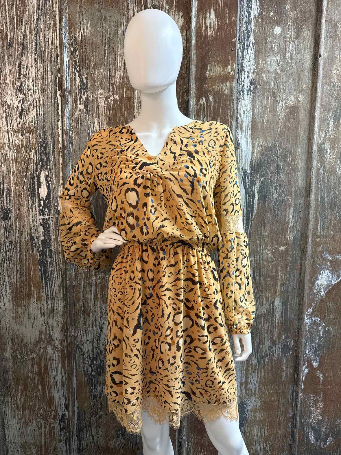 White House Black Market Size 8 (Medium) Yellow Print Dress