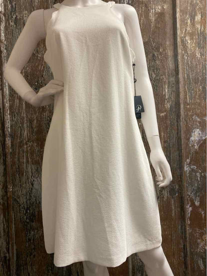 Adrianna Papell Size 8 (Medium) White Dress
