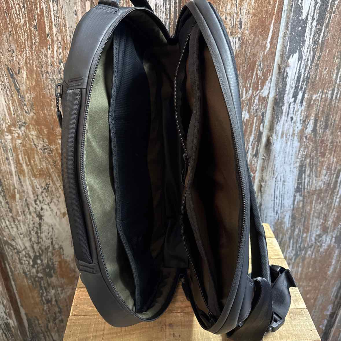 Nomatic BackPack