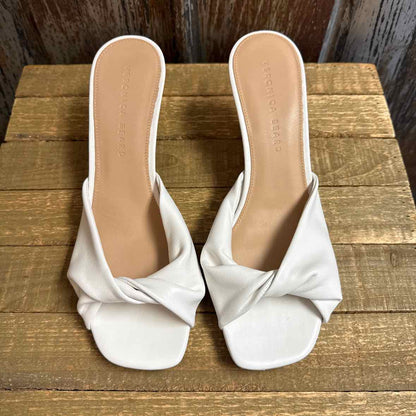 Veronica Beard 8.5 White Sandals