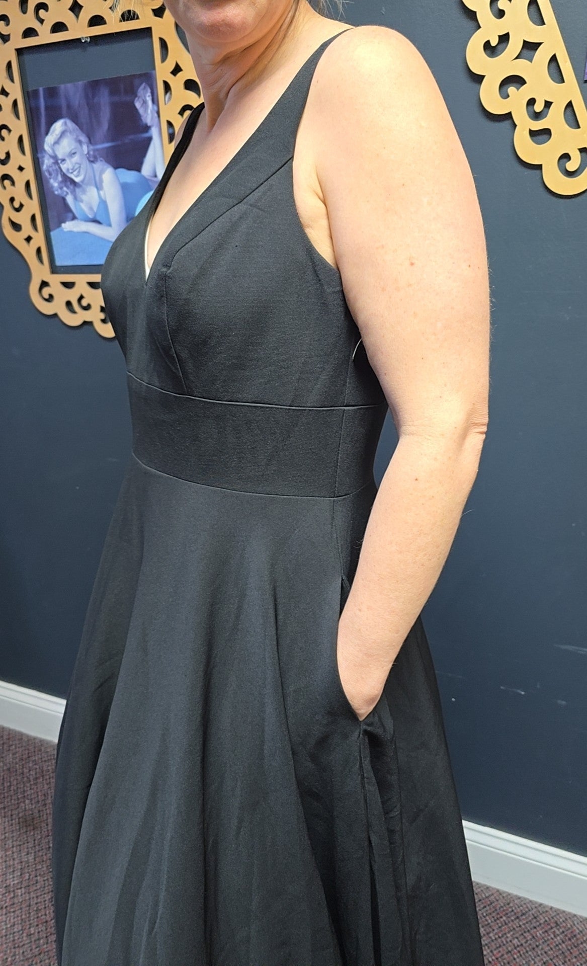 Mac Duggal Size 12 (Large) Black Evening Dress