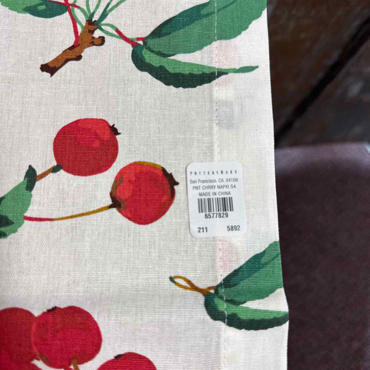 Pottery Barn Set of 4 Napkins