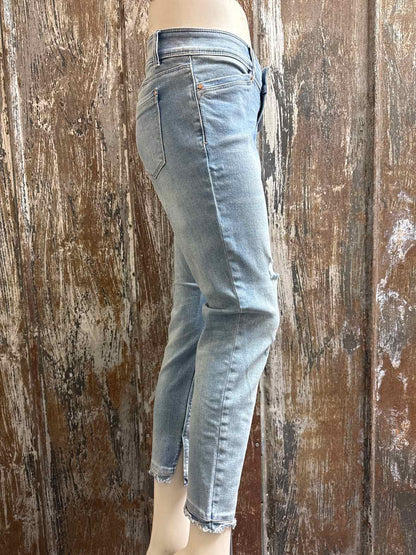 White House Black Market Size 4 Petite Denim Jeans