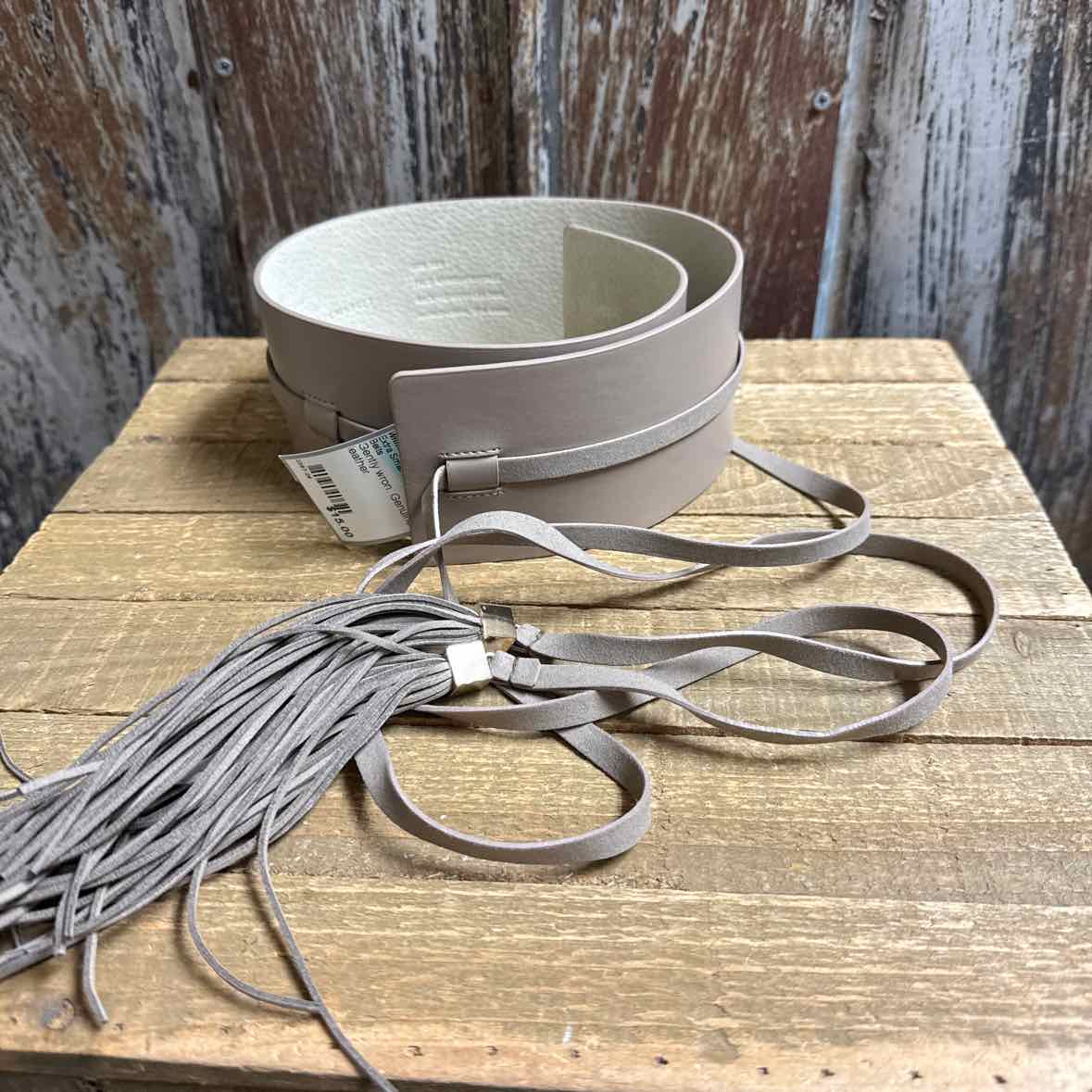 White House Black Market Extra Small/Small Belt