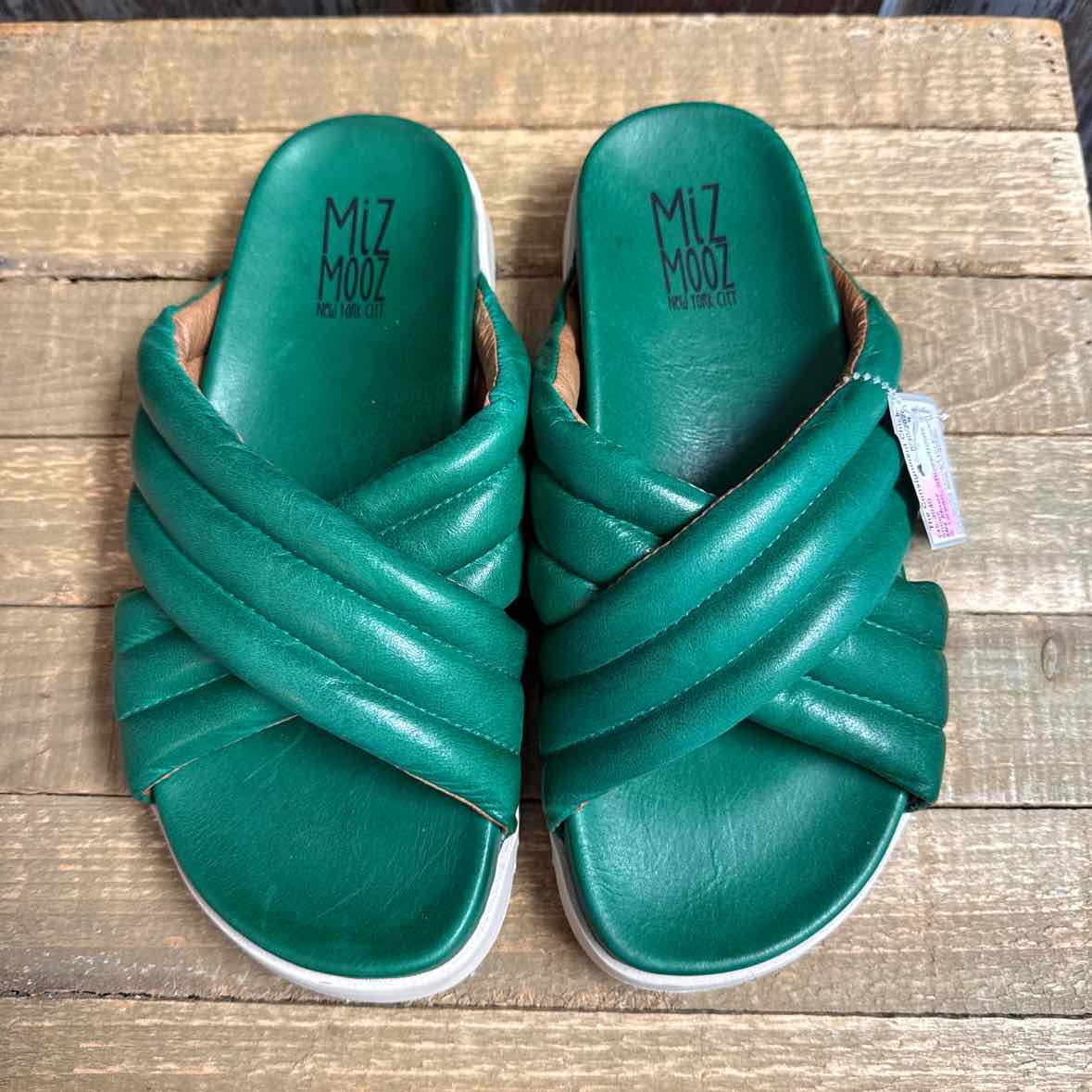 Miz Mooz 6 Green Shoes