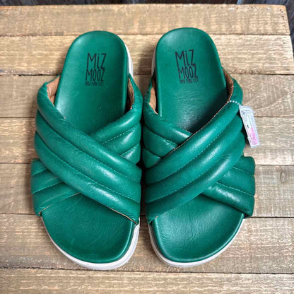 Miz Mooz 6 Green Shoes
