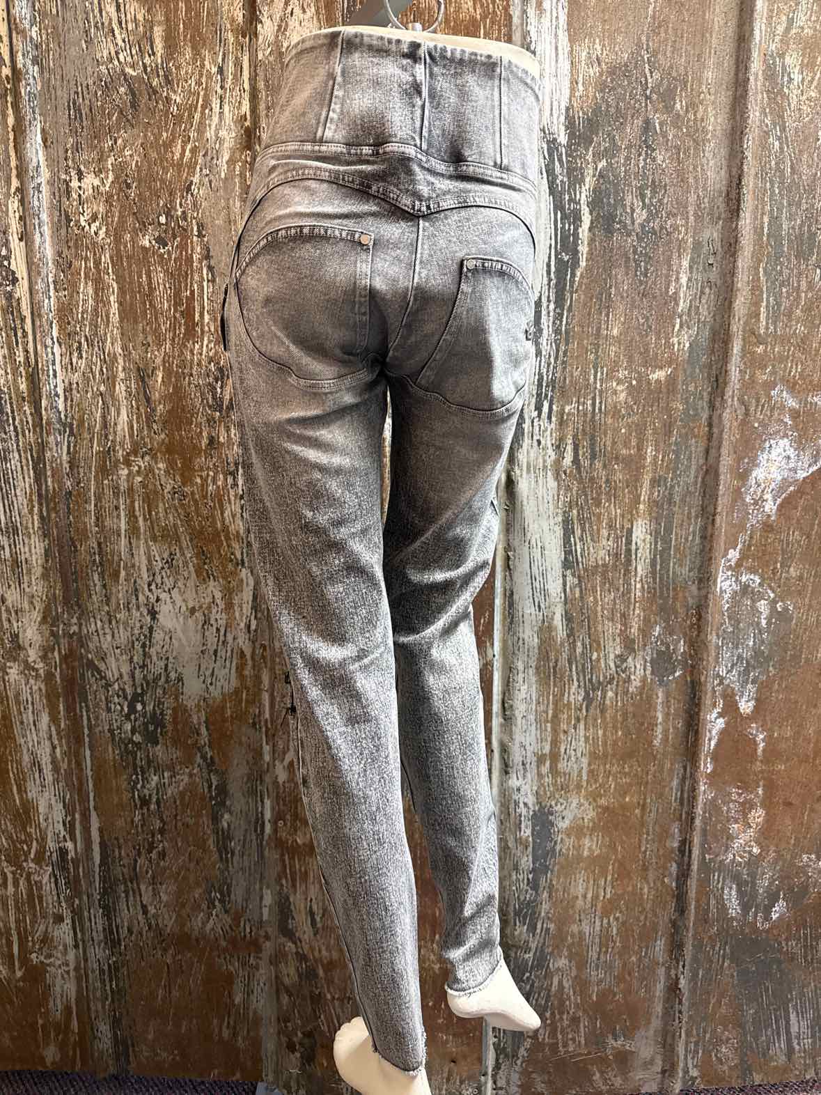 Freddy Size 10 Gray Jeans
