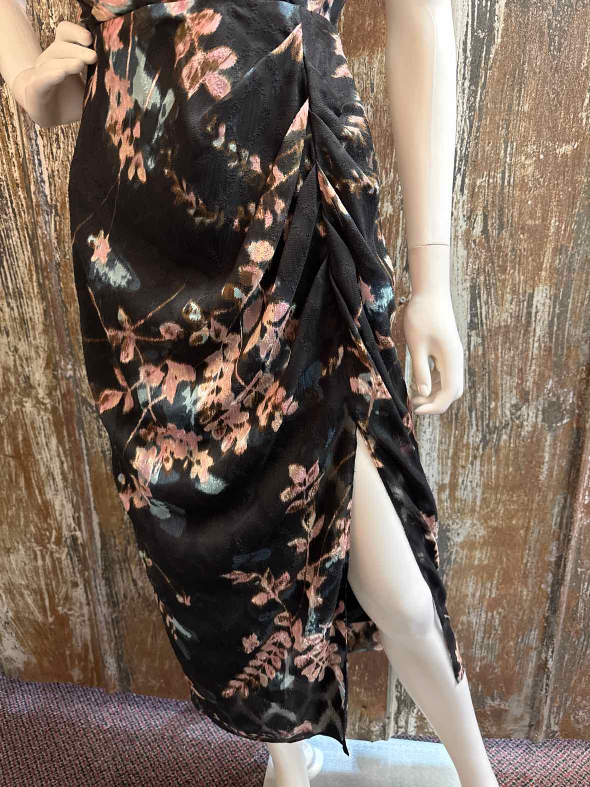Joseph Ribkoff Size 6 (Small) Black Floral Print Dress