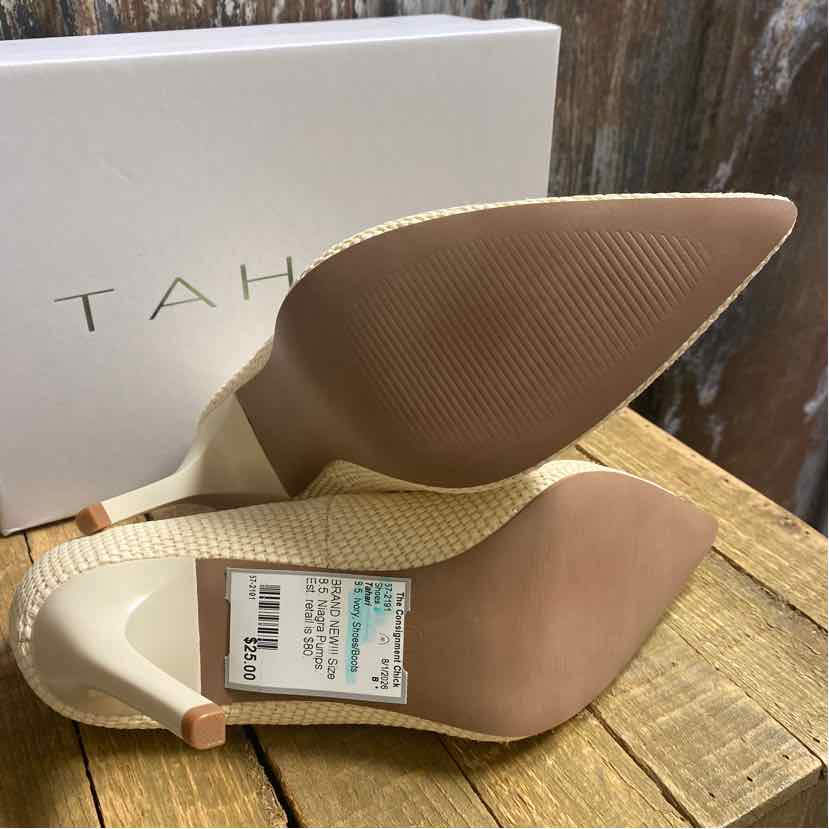 Tahari 8.5 Ivory Shoes