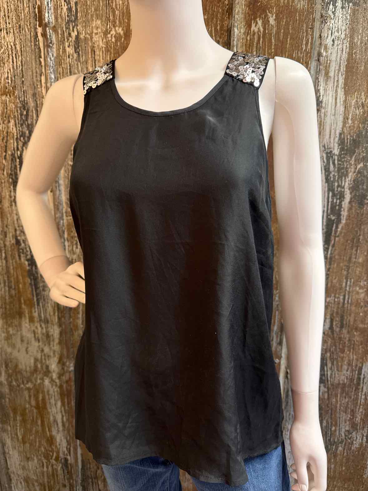 Walter Size 4 (Small) Black tops