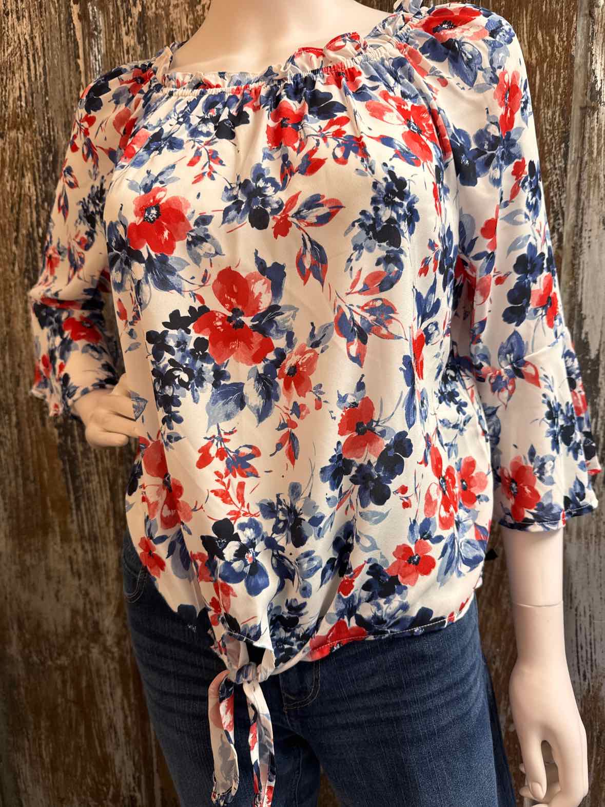 Emaline Size Medium Petite Blue & Red Floral tops