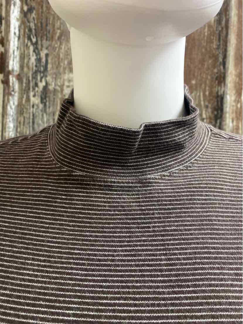 Lands End Size small Brown stripe tops